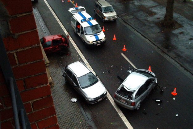 Route & Sécurité accident de voiture